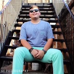 Meet your Posher, Cade